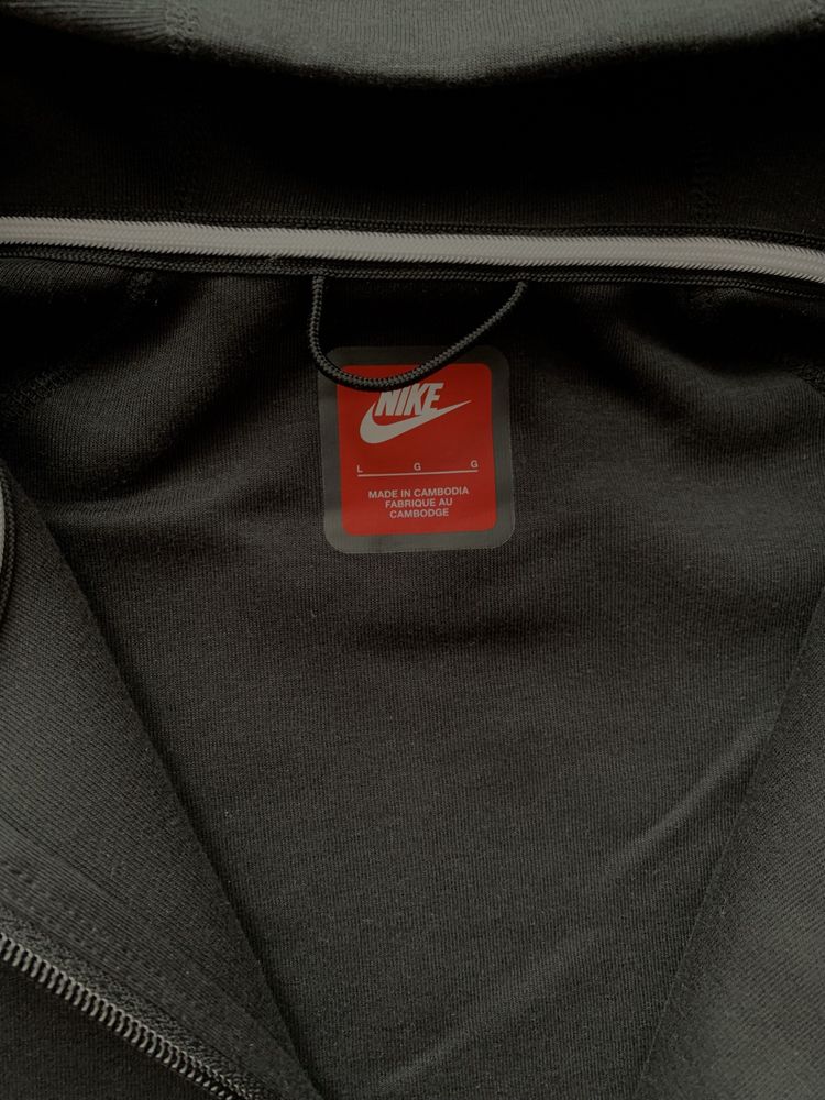 Nike Tech Fleece