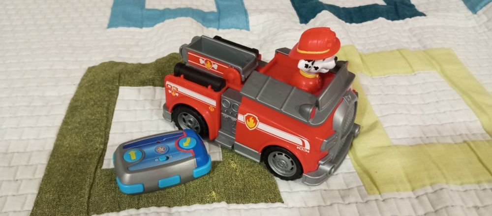 Carro telecomandado do Marshall