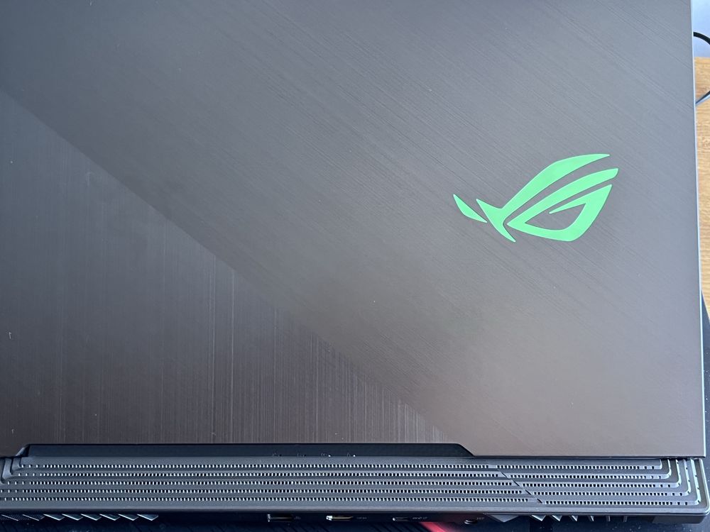 Asus Rog Strix 17,3” SCAR III G731GV-EV111T RTX 2060 i7 win10 uzywany