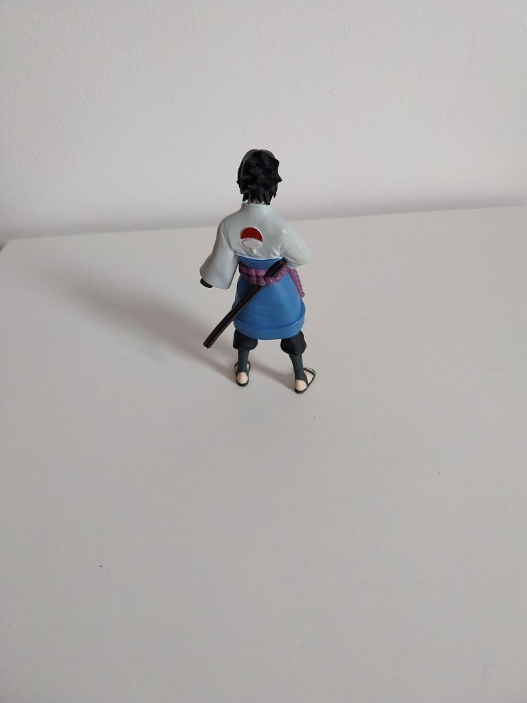 Figura de Ação Sasuke Uchiha (Naruto Shippuden)