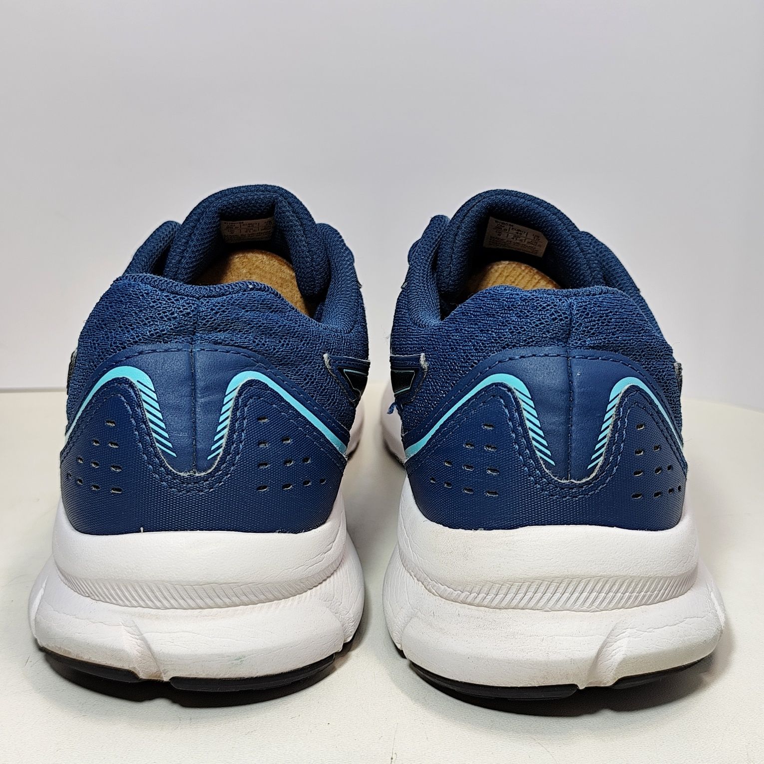 кросівки Asics Jolt 3