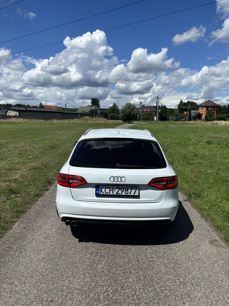 Audi A4 B8 lift 2012r Biała Perła