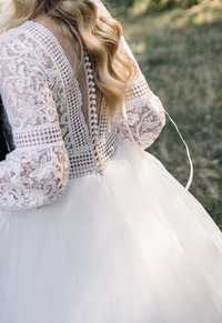 Весільна сукня / плаття, колір айворі / слонової кості. Розмір S/M.