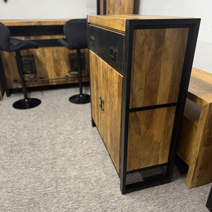 Piękna duża Komoda serii Britt tylko w MangoMeble