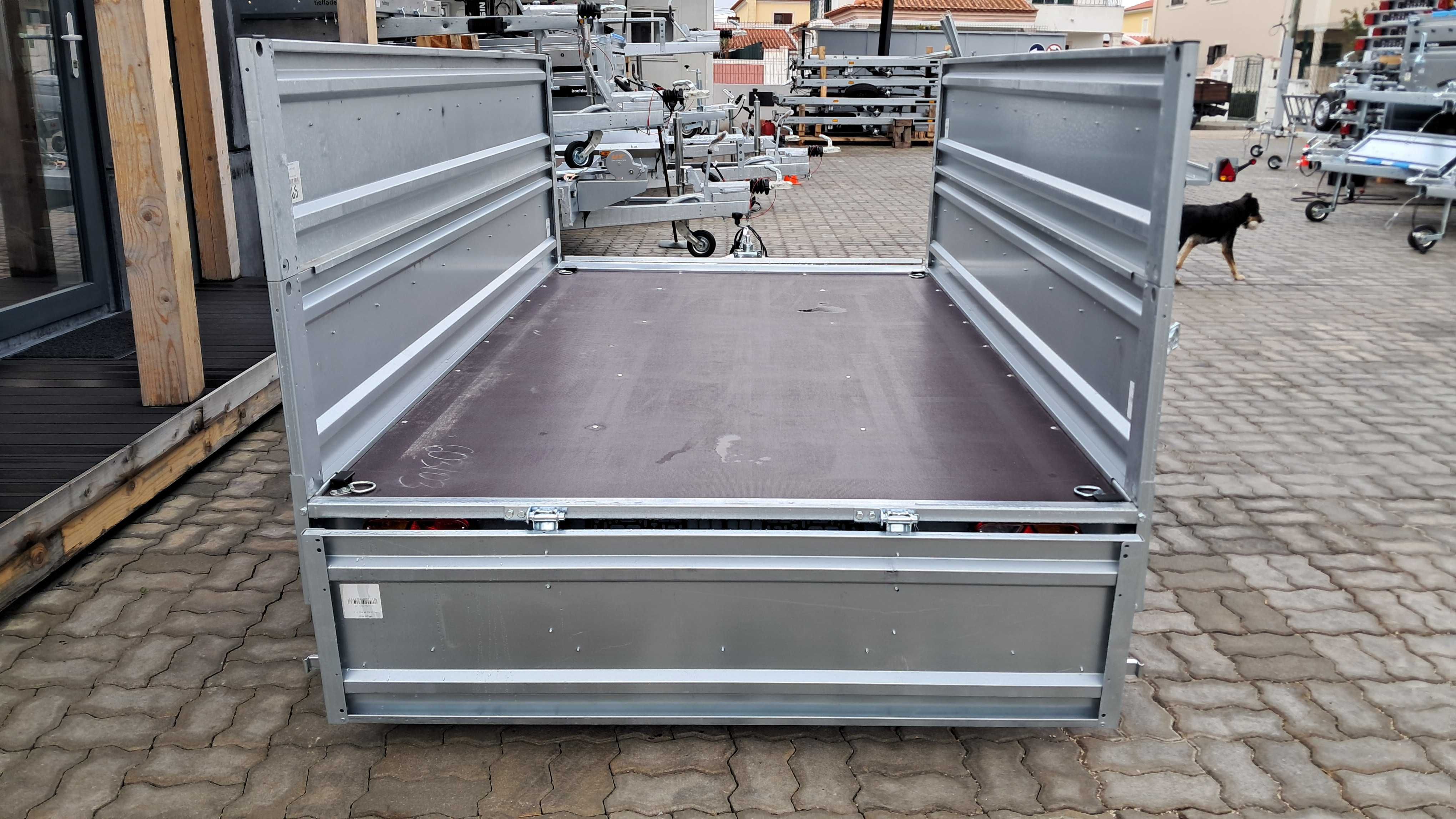 ATRELADO MARTZ PREMIUM 2,65M/2 + kit de laterais e lona plana NOVO