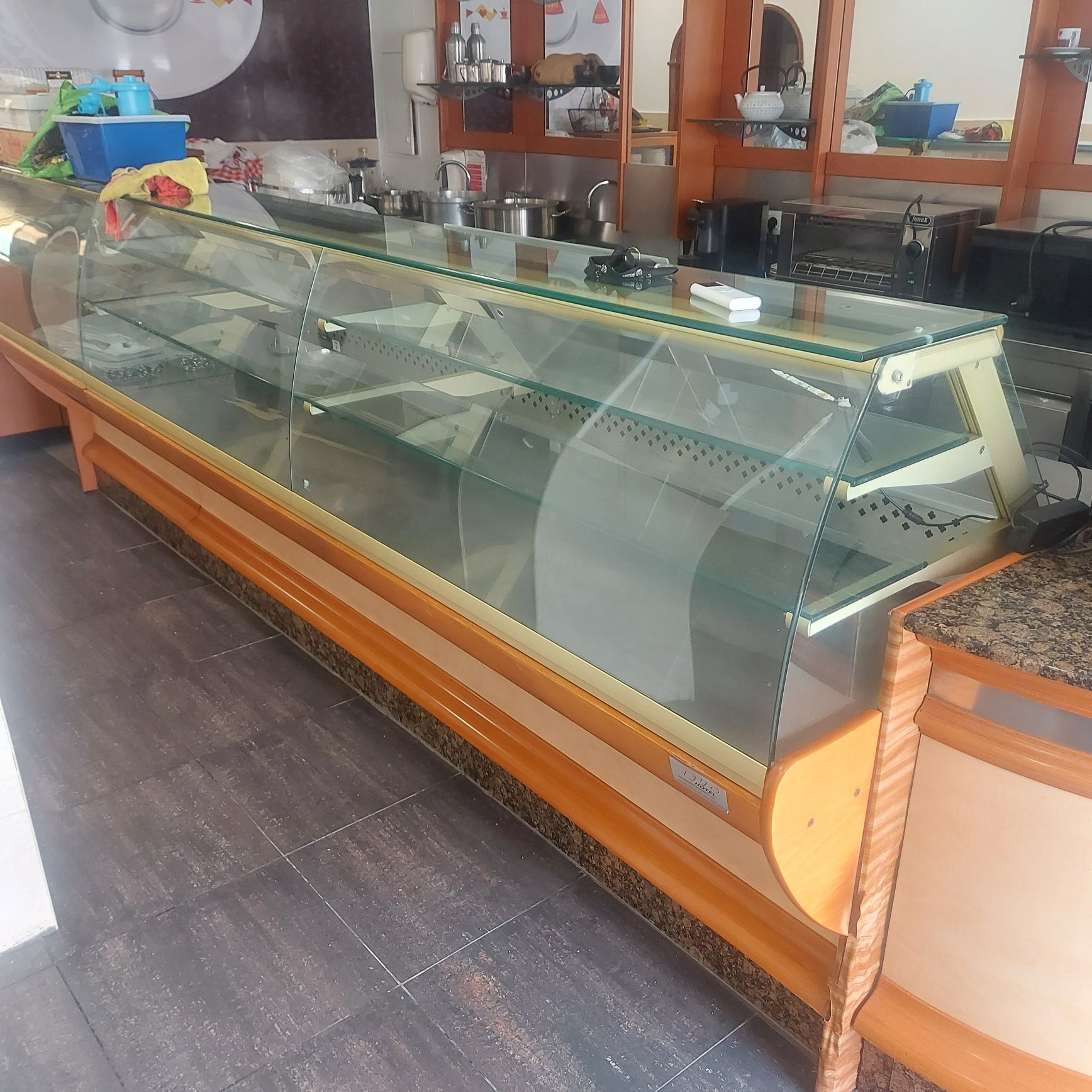 Motor de Vitrine Pastelaria