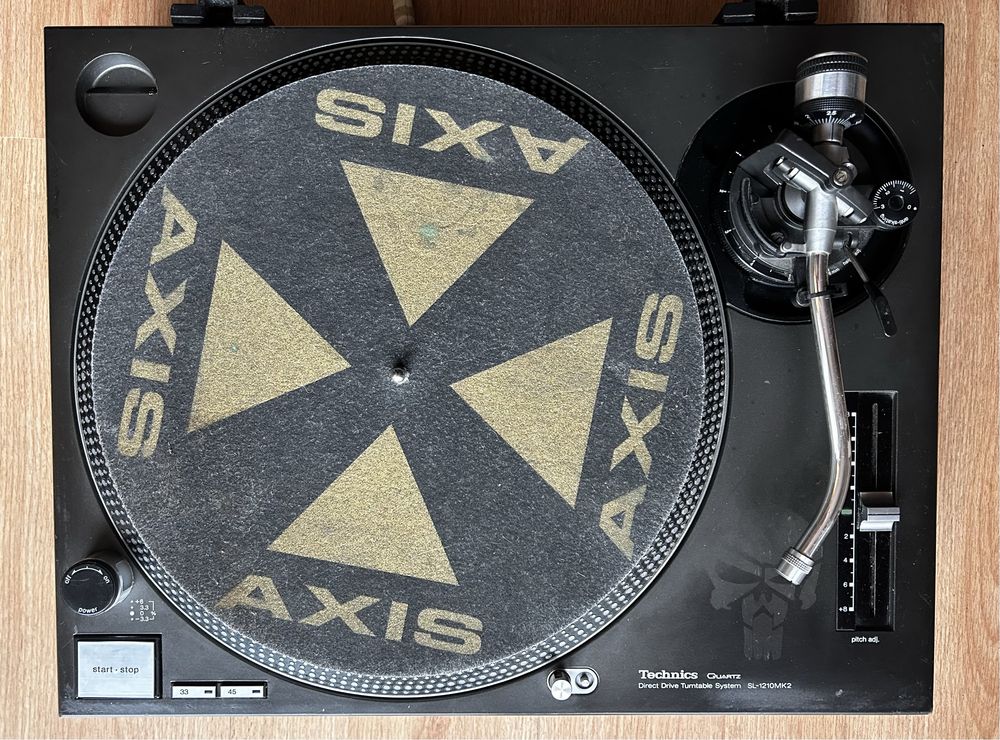 Gramofon Technics SL 1210 mk2