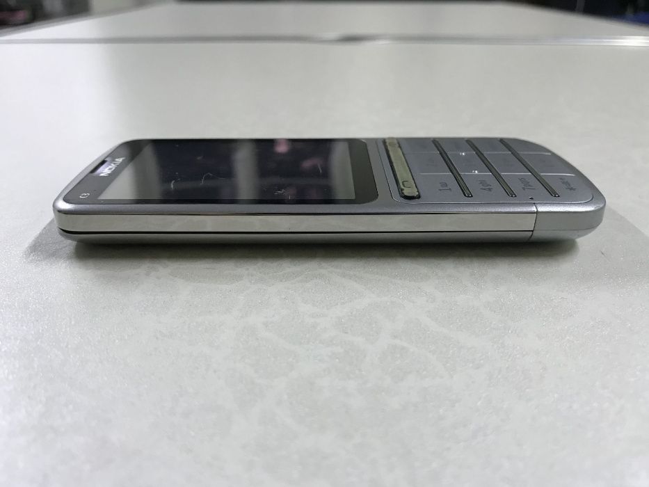 Телефон Nokia C3-01