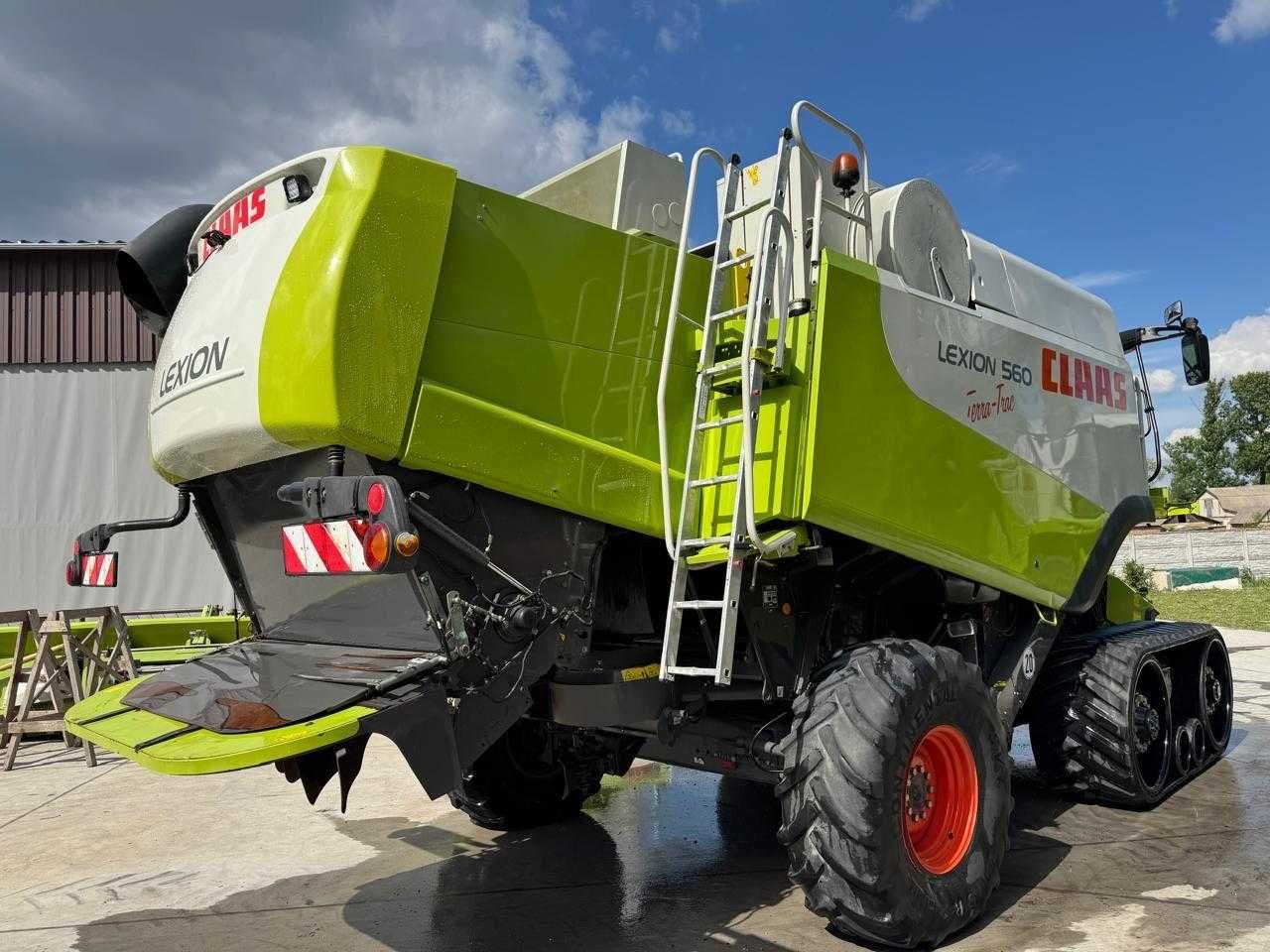 Комбайн Claas Lexion 560 ТТ  2009 рік  3200/1900 годин, повний привод