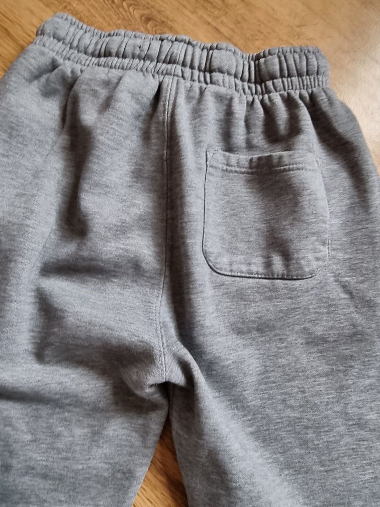 Spodnie dresowe Primark