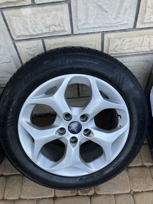 Kola aluminiowe 16 cali do forda  z oponami letnimi 205 55r16
