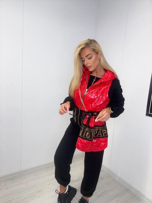 Piękny komplet dres kamizelka torebka logo paparazzi fashion