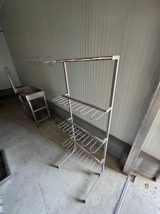 Suporte em Inox para Botas e Sapatos de Trabalho (48x72x186 cm)