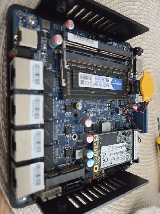 Router Firewall zapora sieciowa Pfsense Mini PC J4125 Low Power Intel