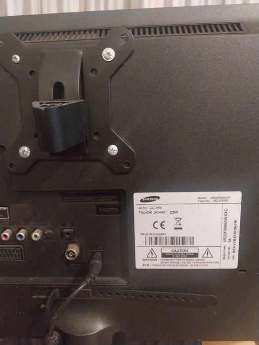 TV SAMSUNG 51cm como nova