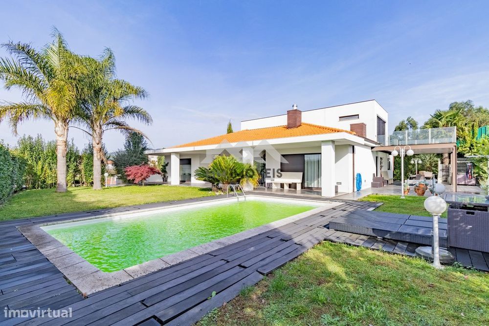 Moradia Térrea | T3+1 | Piscina |  Lousada