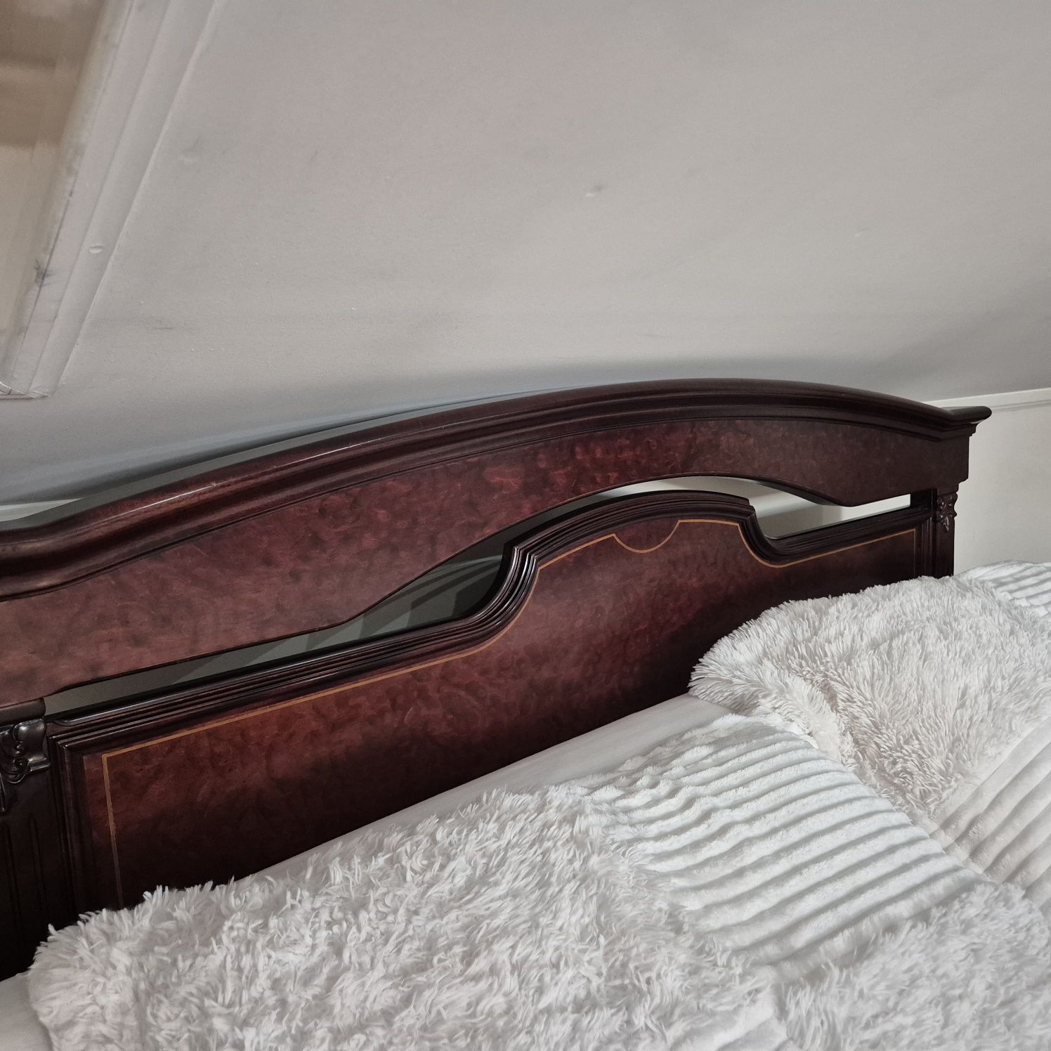 Cama/cabeceiras/comoda