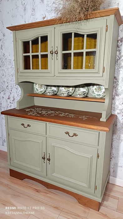 Kredens stylizowany komoda