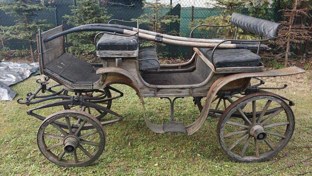 Bryczka konna do renowacji