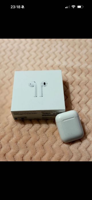 Apple AirPods Bluetooth