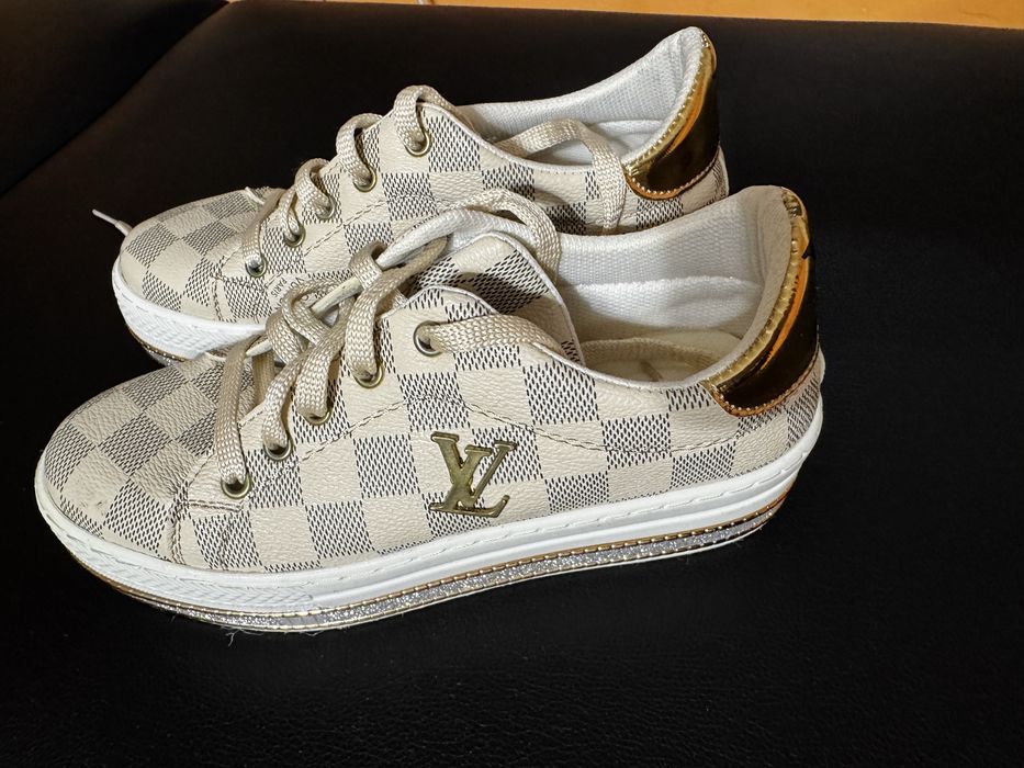 Buty na koturnie r.36