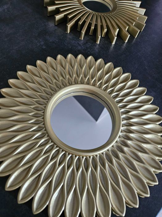 Dekoracja zestaw 3 luster w złotych ramkach do domu zawieszki