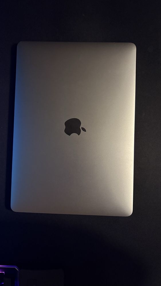 Macbook Pro 2020 I5 Touch ID