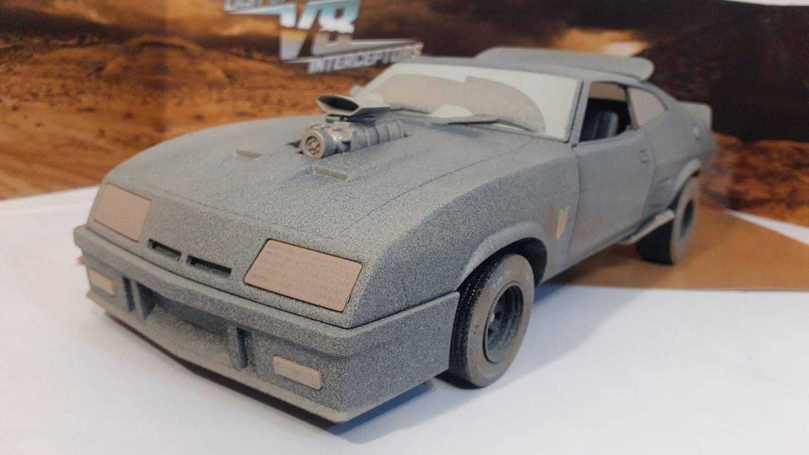 1/18 Ford Falcon Mad Max - Weathered Version - Greenlight