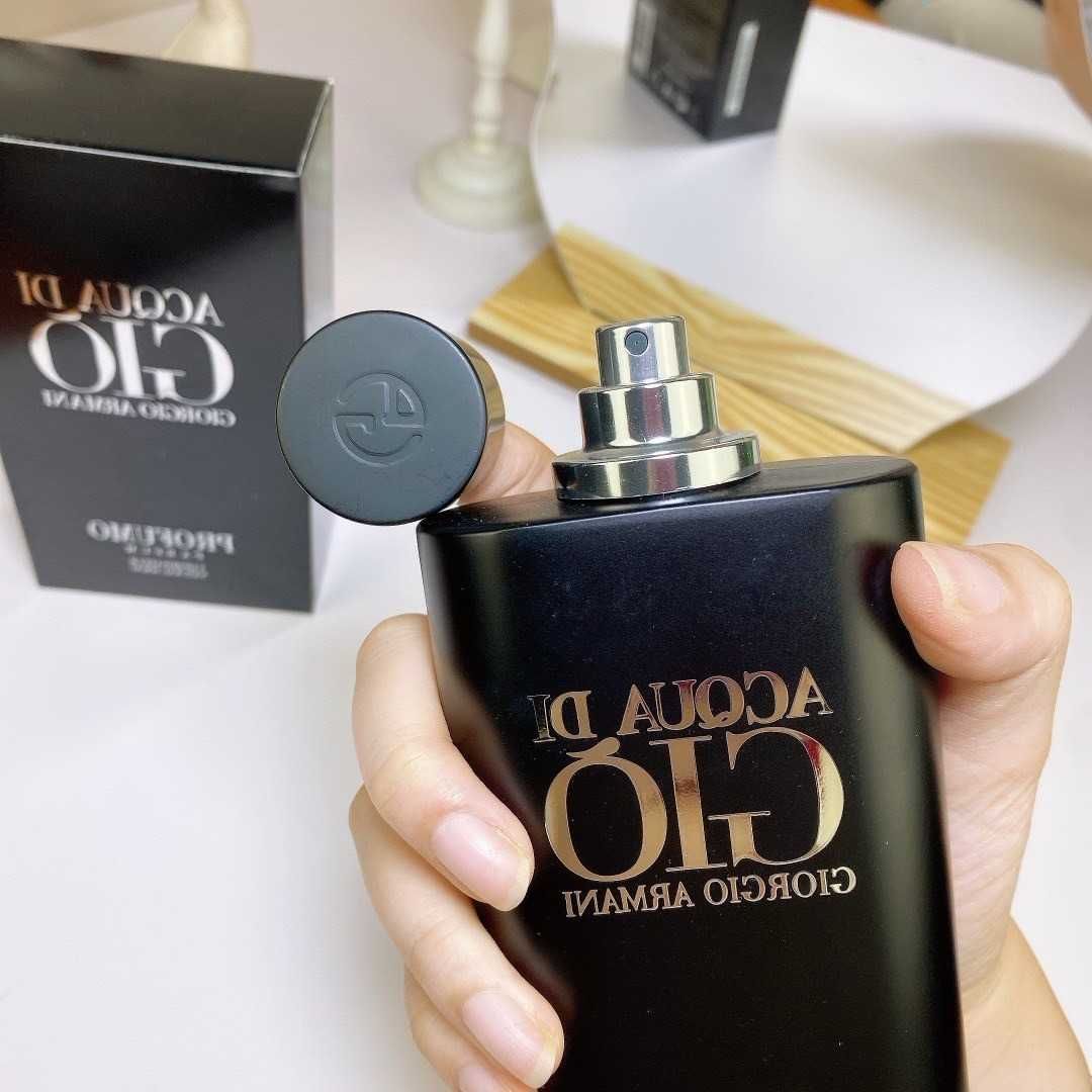 Popularna woda perfumowana Armani dla mężczyzn