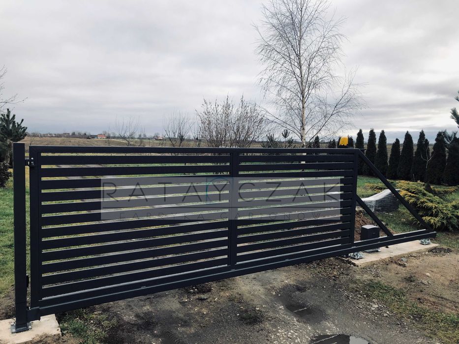 Brama przesuwna samonośna suwana ogrodzenie panelowa systemowa