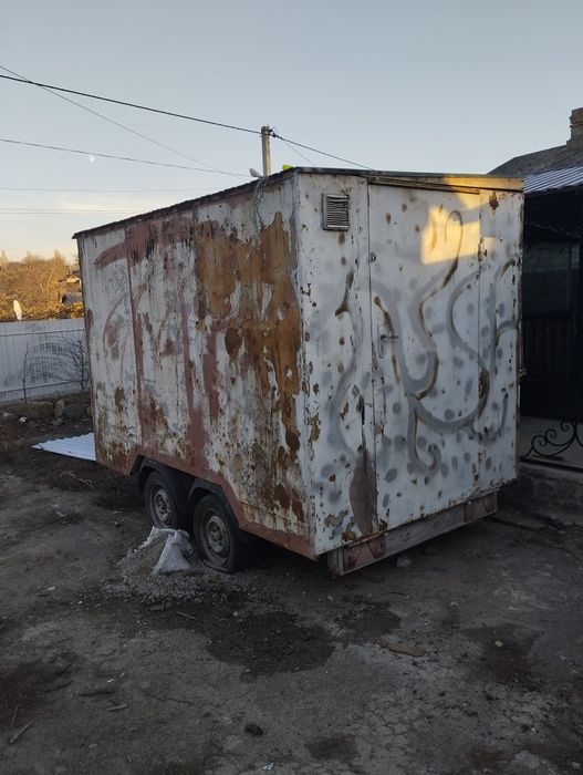 Продам торгівельний причіп