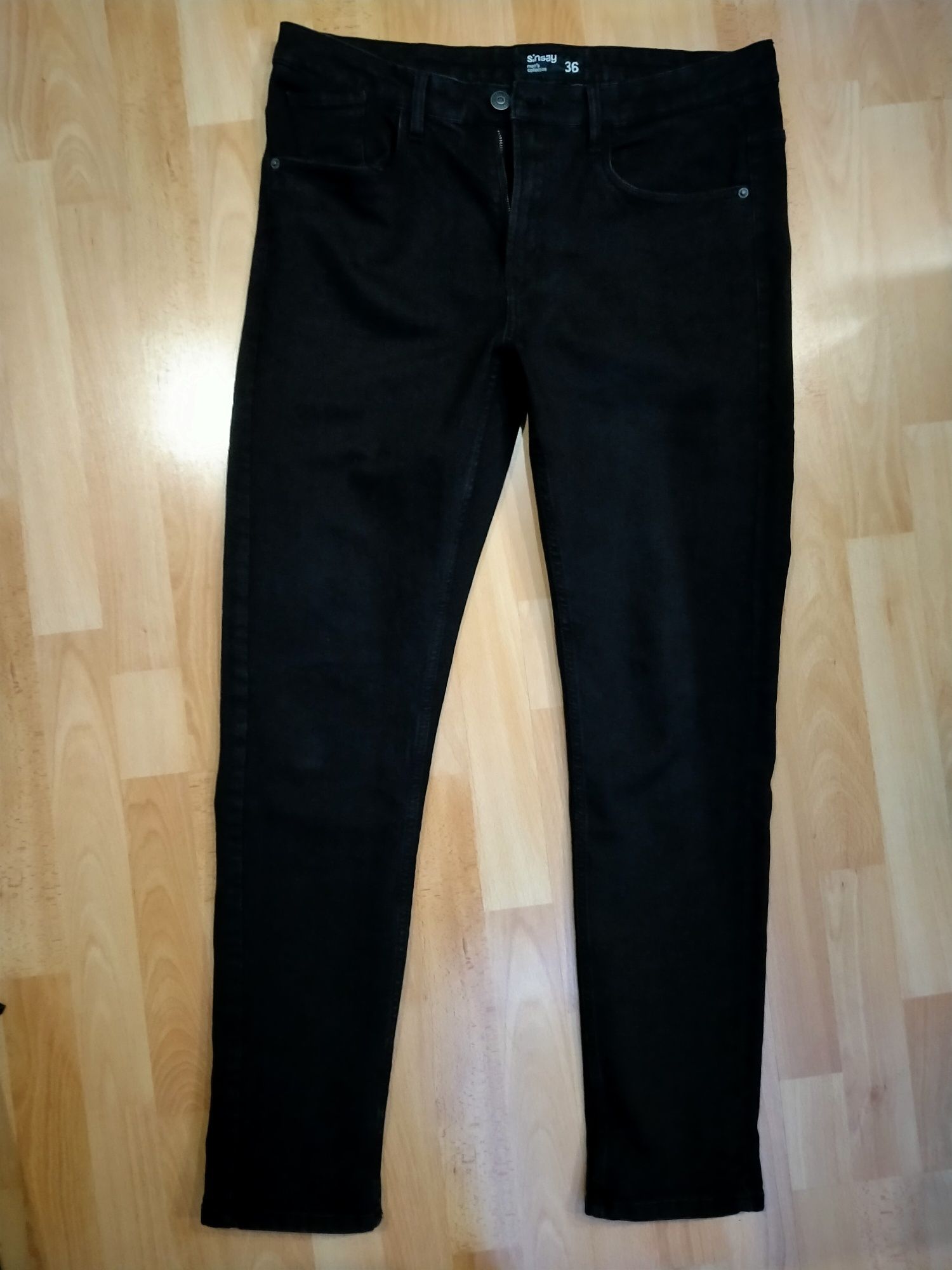 Spodnie jeansowe 176 czarne Sinsay