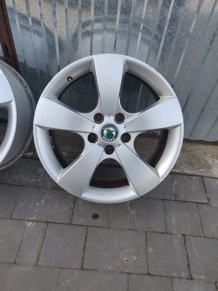 Alufelgi Skoda Octavia 5x112 17 cali 17" ET54 7" szer