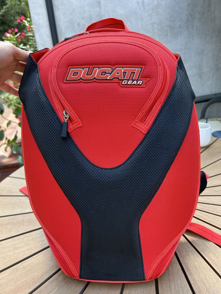 Plecak motocyklowy wzmacniany