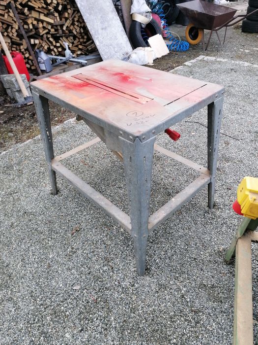 (1)Cyrkularka krajzega piła stołowa 220v 2.3 kw silnik jamnik