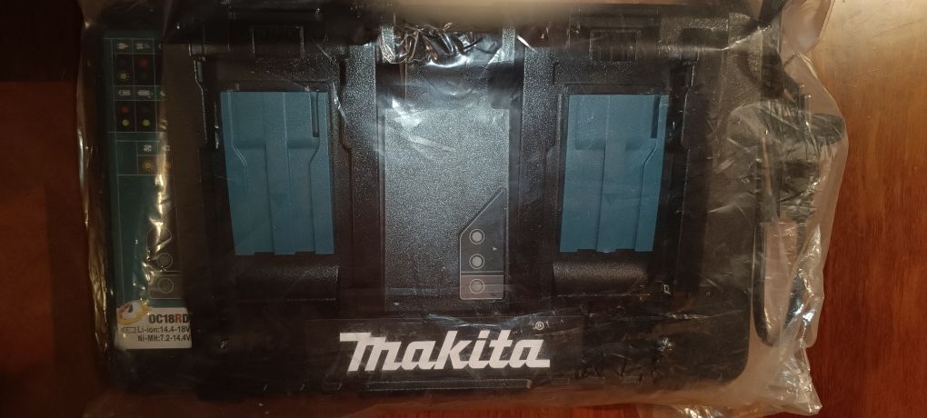 Carregador rápido duplo Makita