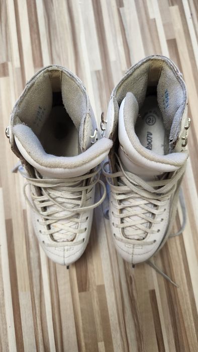 Ковзани Jakson classique