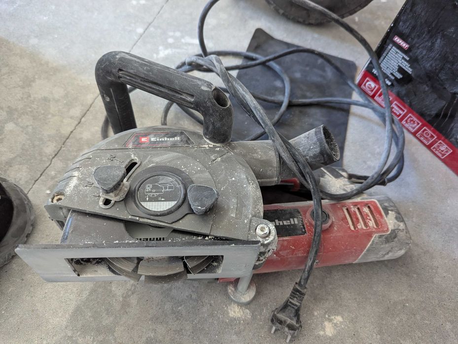 Bruzdownica Einhell TE-MA 1500