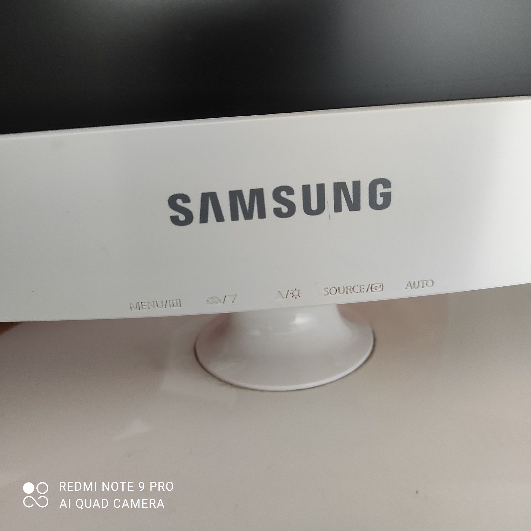 Monitor LCD Samsung 932B