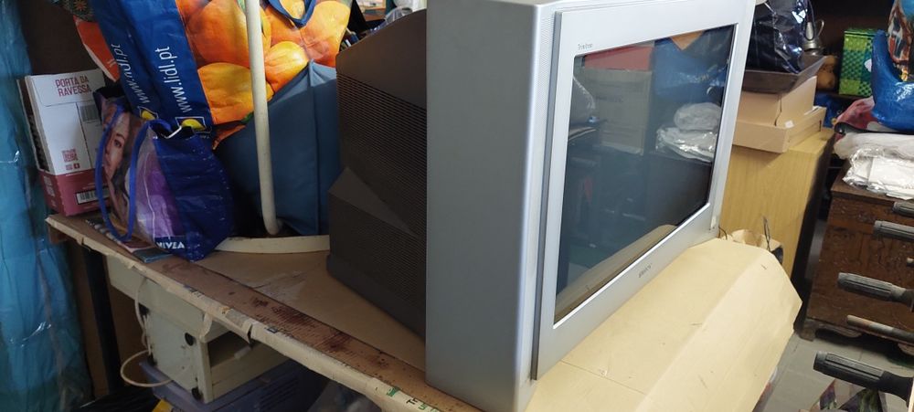 Televisão Sony Trinitron 80cm