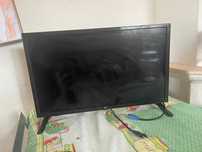 TV LED 24" eSmart MiDE24 – Como Nova + Cabo HDMI incluído