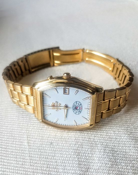 Годинник Orient.