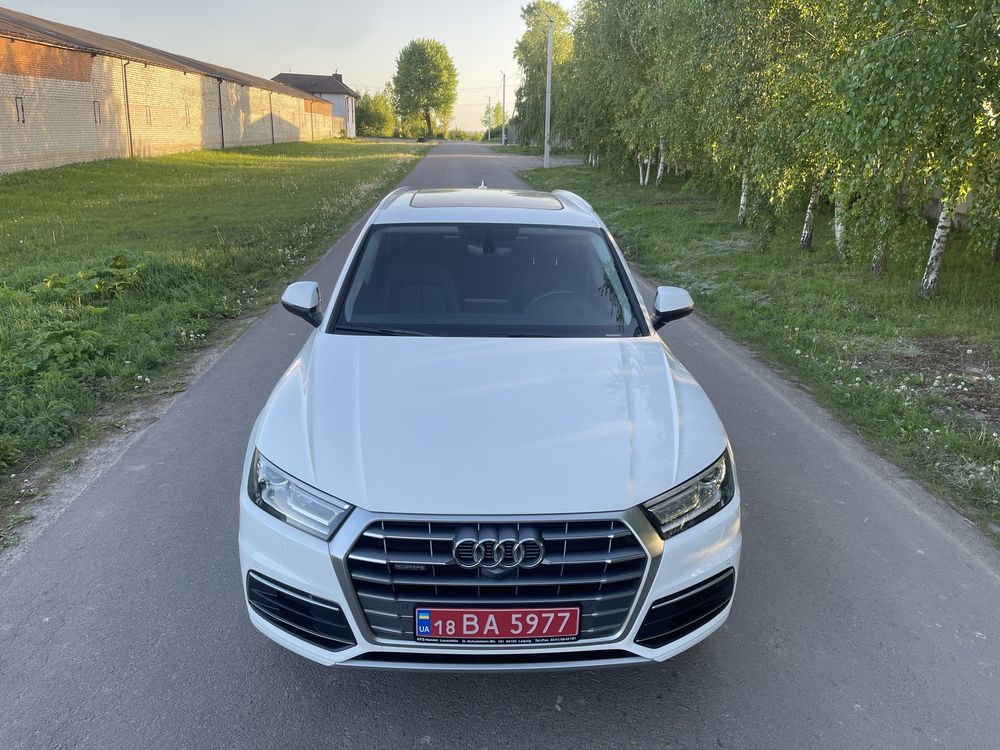 Продам Audi Q5 2019 року