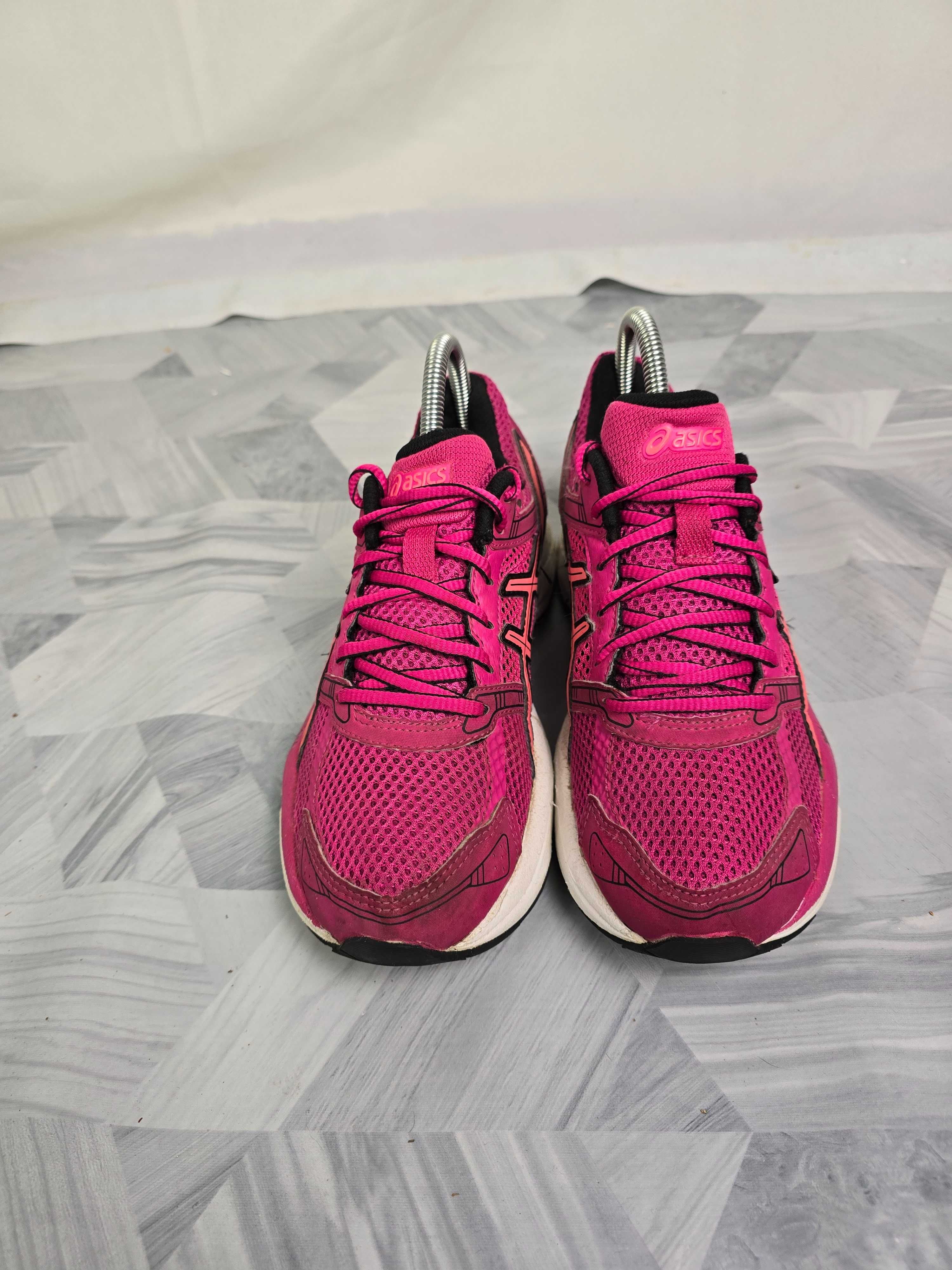 Sportowe buty do biegania różowe asics gel zone rozmiar 37