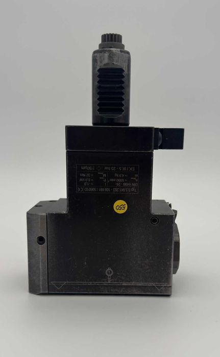 Приводні інструменти VDI 30 / 40 / 50, 90° і 180° Тримачі приводні