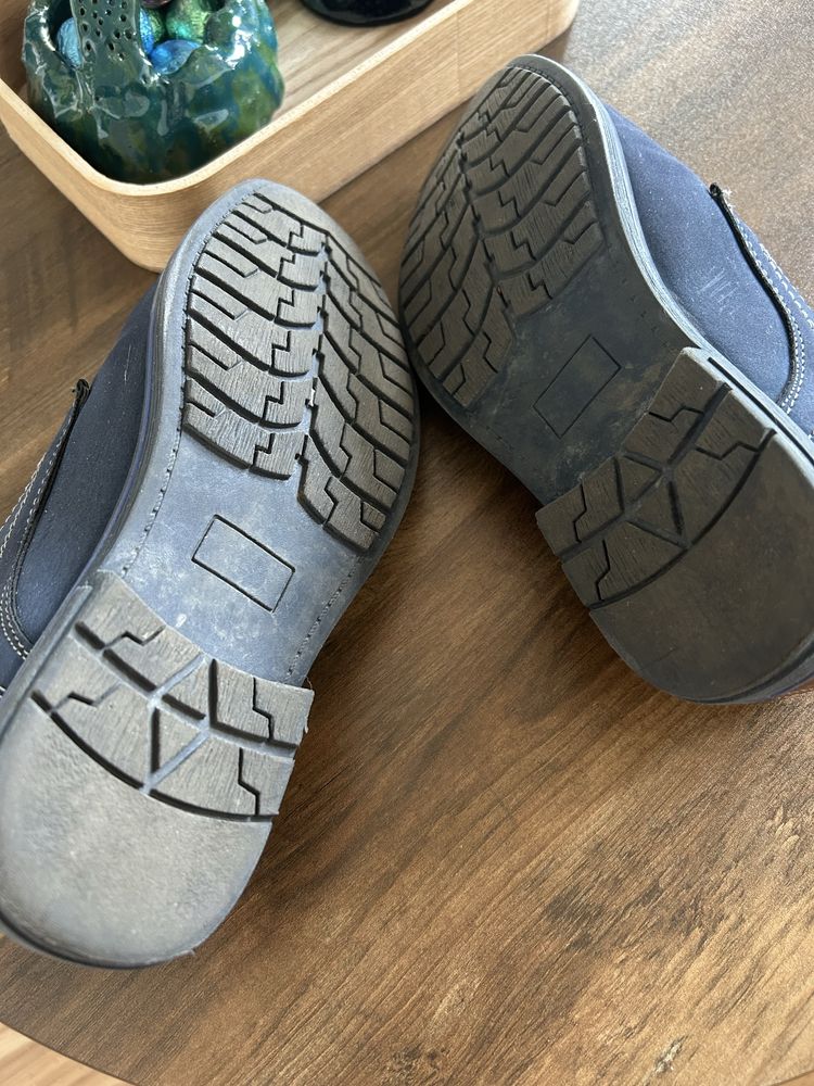 Buty chlopięce roz. 34 elegancke do garnituru, komunie, swieta