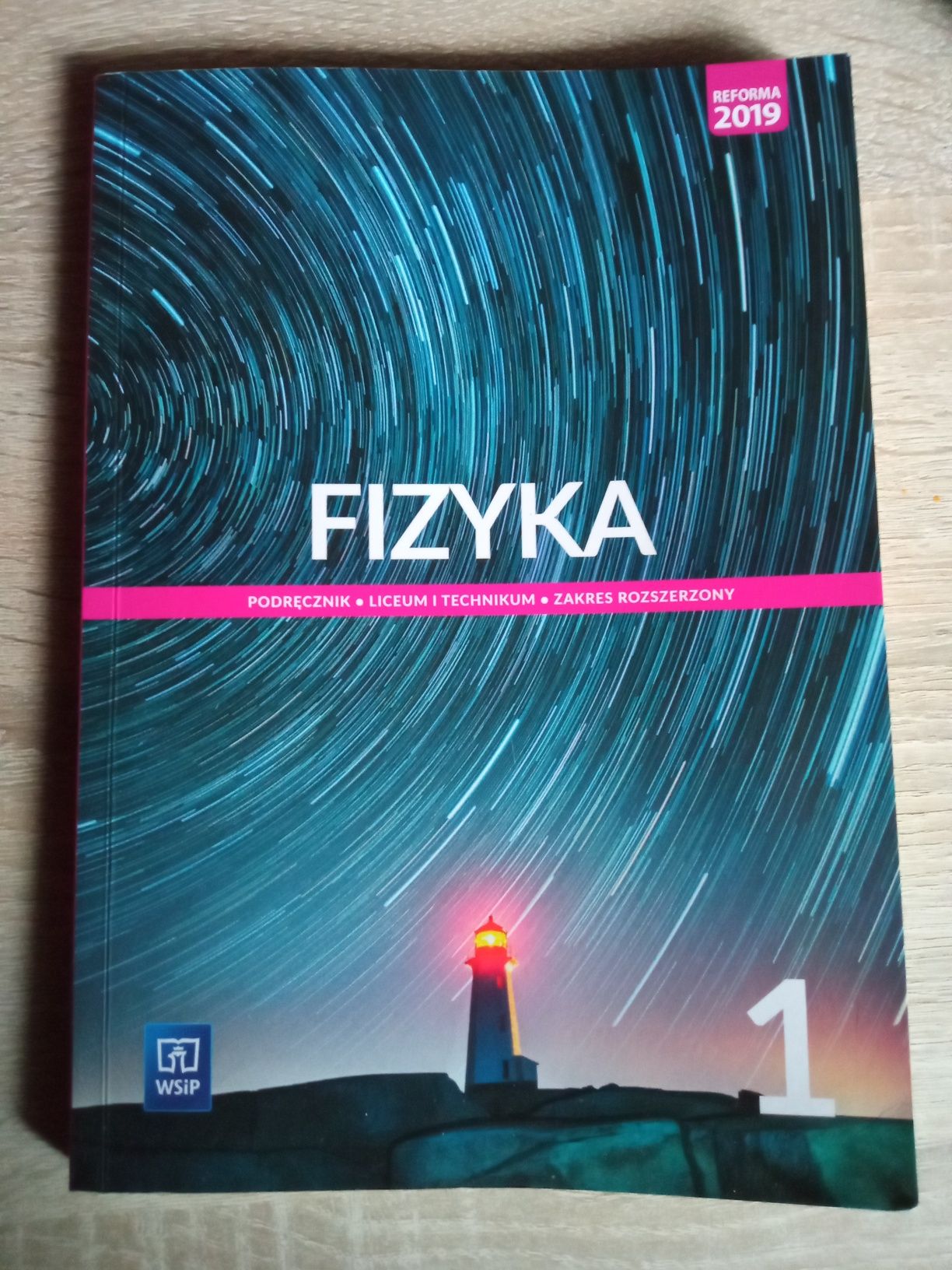 Fizyka 1 - zakres rozszerzony