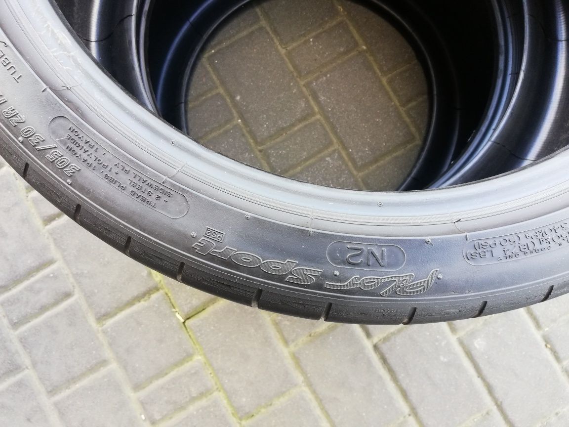 Opony Michelin 305/30/19 2sztuki