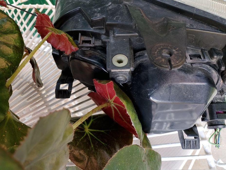 Farol Ford focus mk2