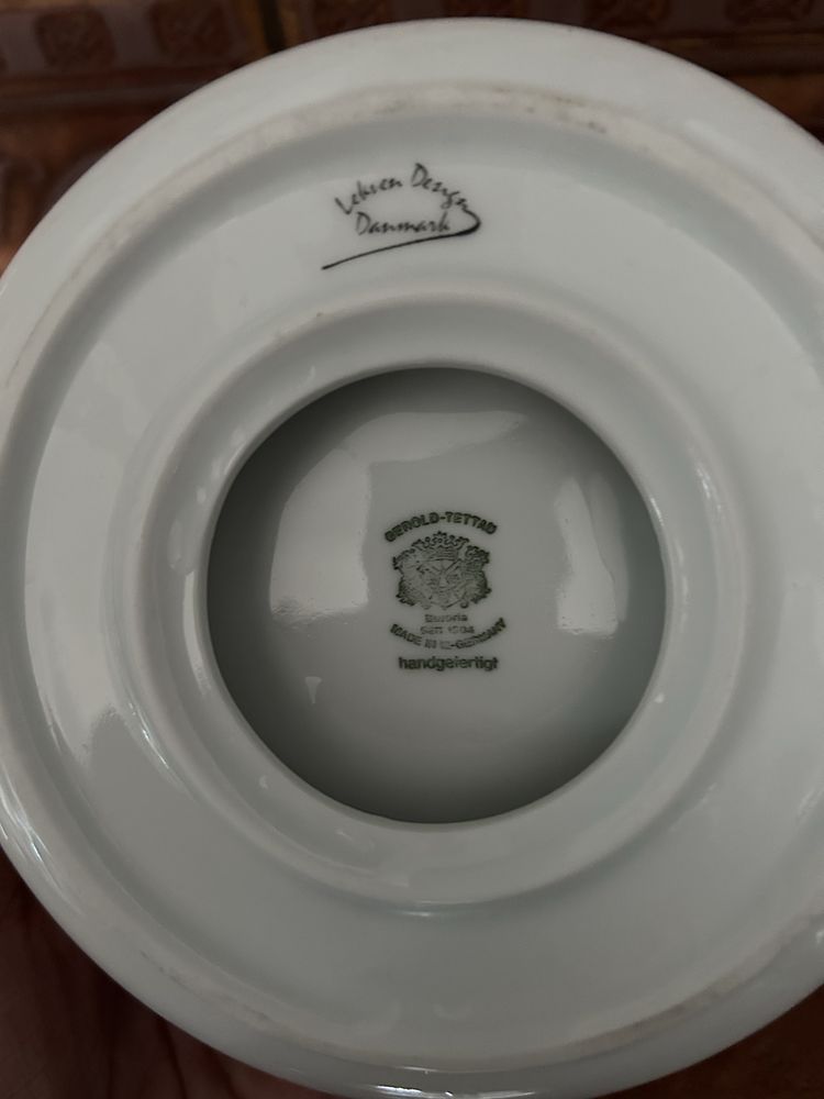 Popielnice 3 sztuki porcelana.